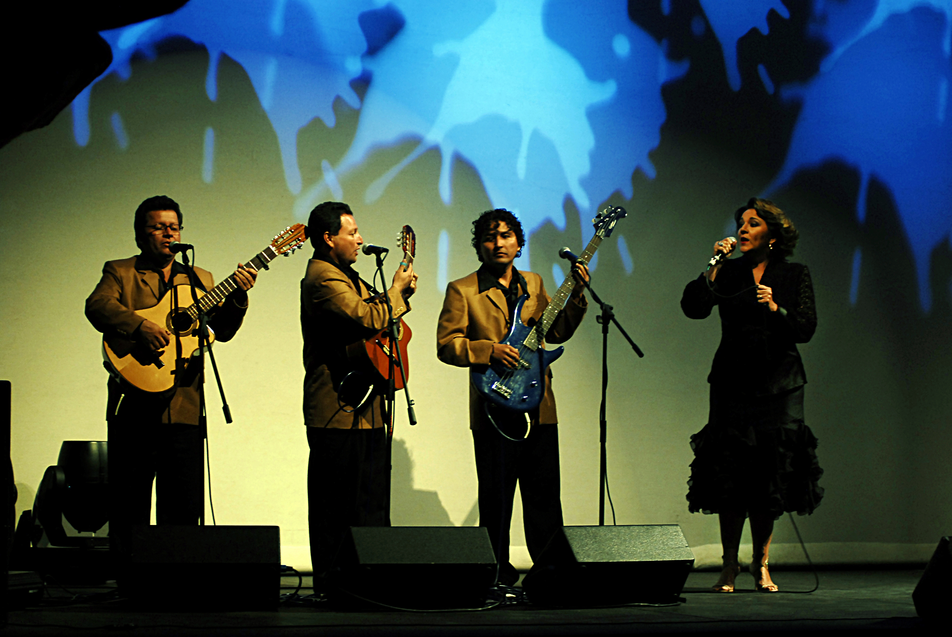 Teatro Sucre · Trío Pambil